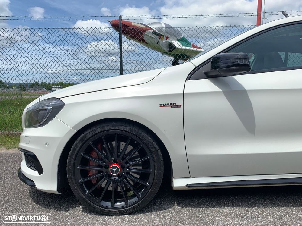 Mercedes-Benz A 45 AMG 4-Matic - 52