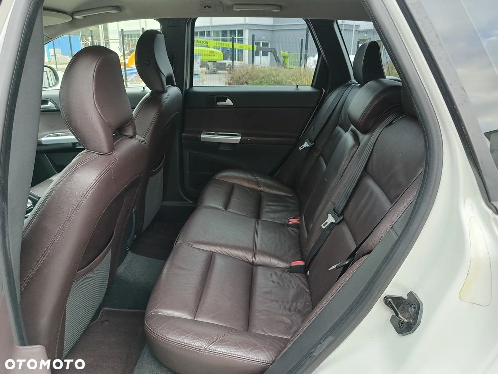 Volvo V50 D2 R-Design - 21