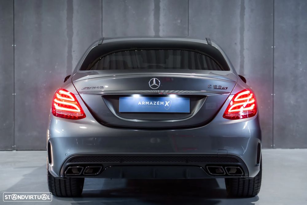 Mercedes-Benz C 63 AMG S - 6
