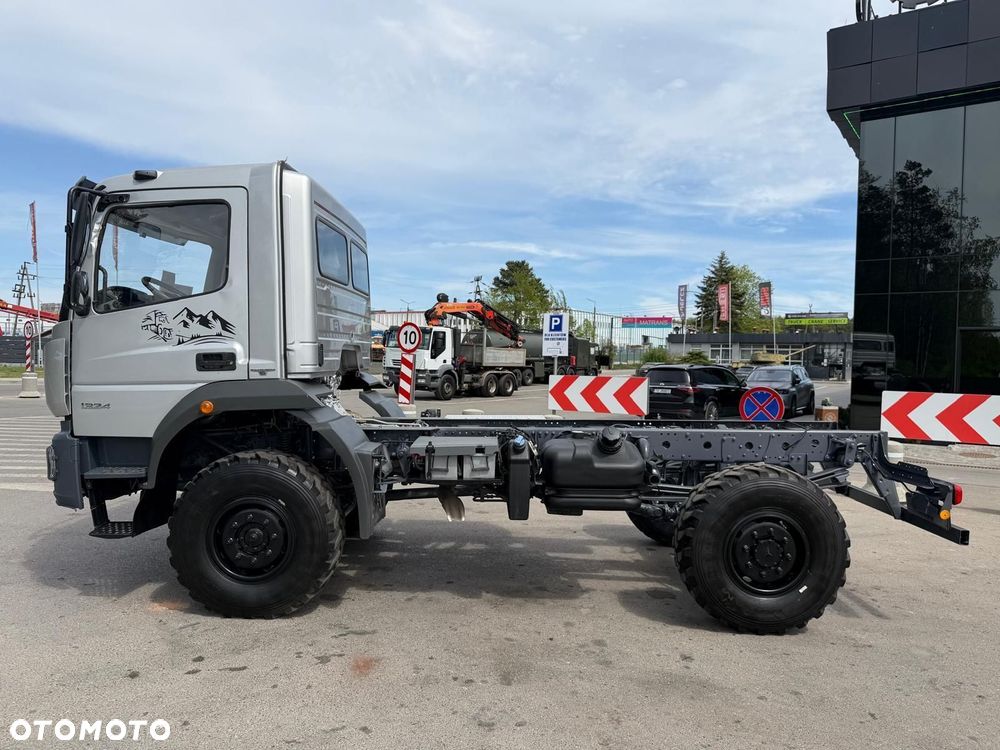 Mercedes-Benz ATEGO 1324 4x4 podwozie - 4