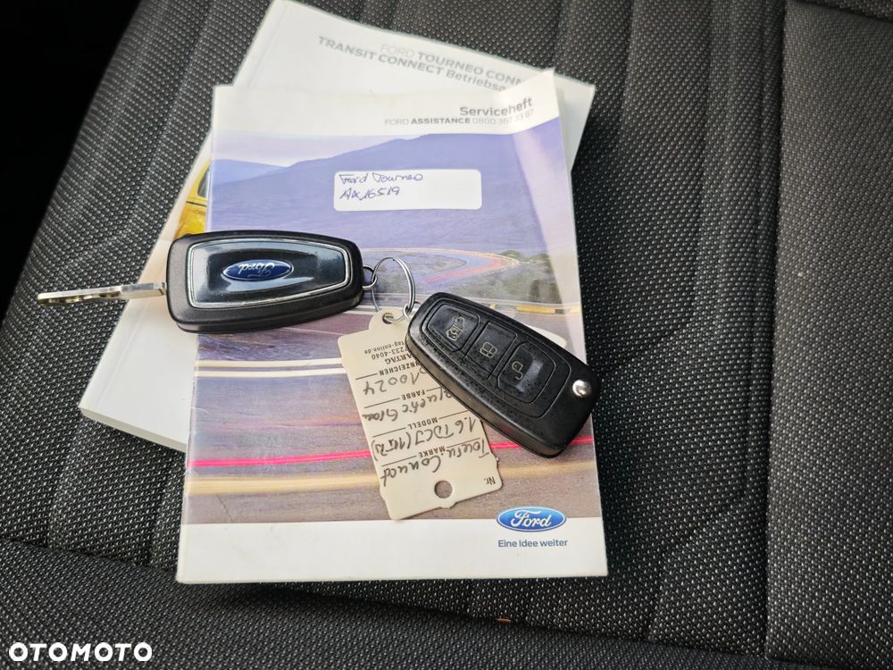 Ford Transit Connect - 36
