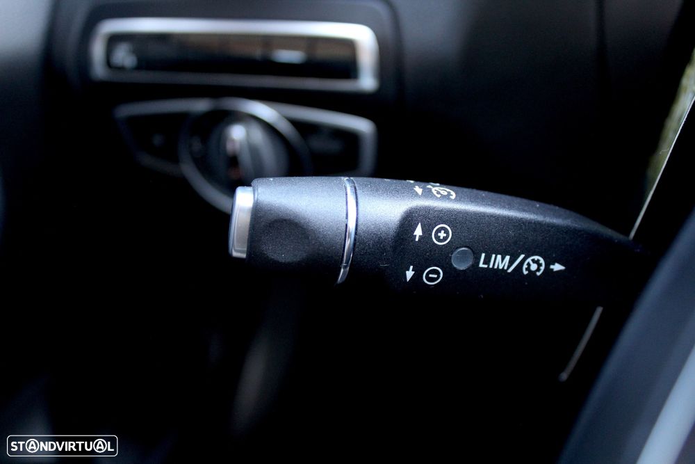 Mercedes-Benz C 350 e - 24