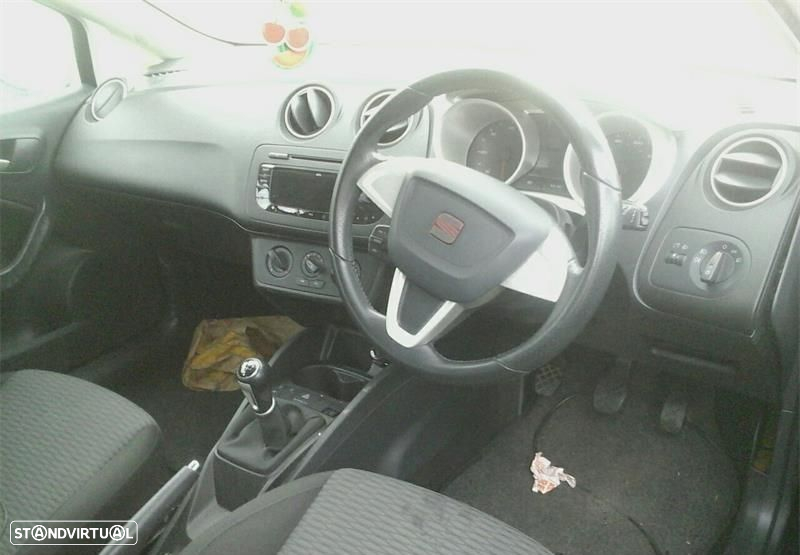 Seat Ibiza 6J CR Sport 1.6 TDI de 2010 disponível para peças (Farolins vendidos)... - 7