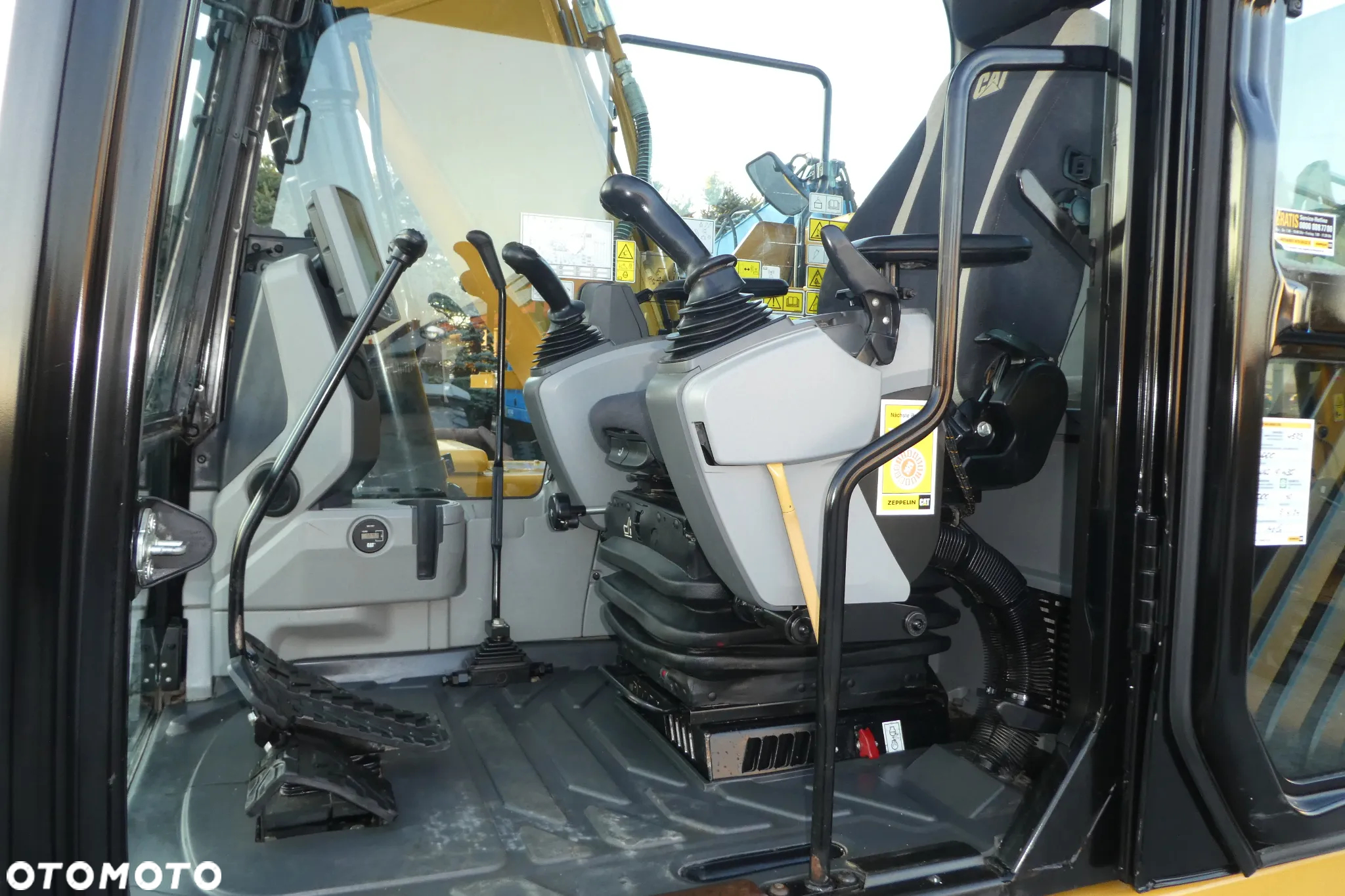 Caterpillar 313FL Z NIEMIEC Z PŁUGIEM - 27
