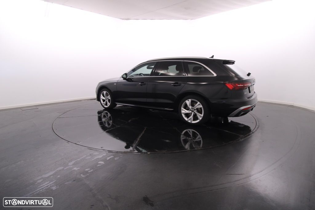 Audi A4 Avant 35 TDI Fleet Edition S tronic - 4