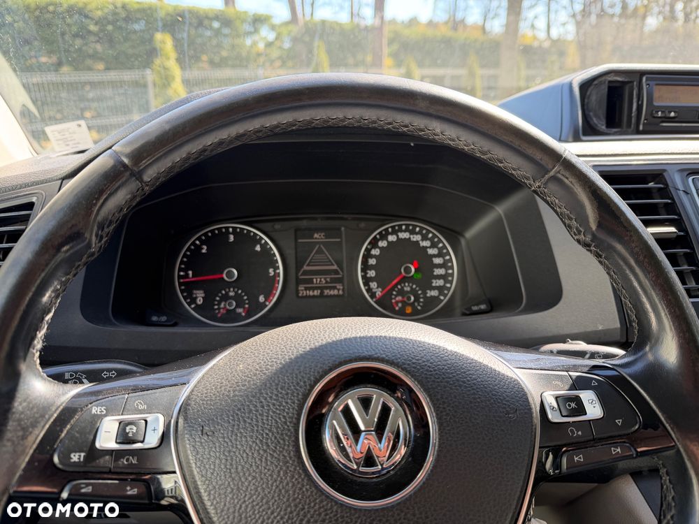 Volkswagen Transporter - 7
