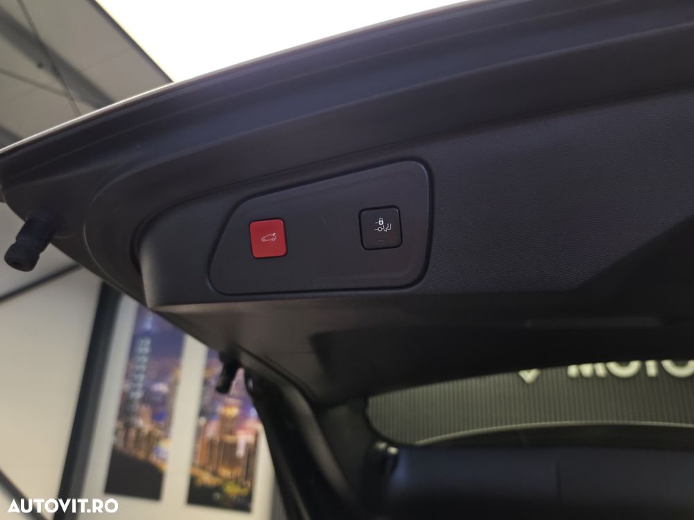 Peugeot 3008 225 e-EAT8 GT Pack - 31