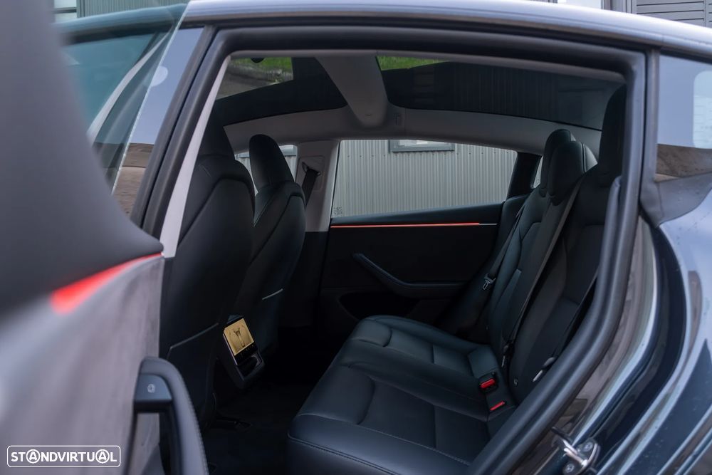 Tesla Model 3 Long Range Tração Integral Premium - 26
