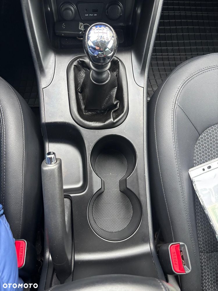 Hyundai ix35 2.0 CRDi Premium 2WD - 16