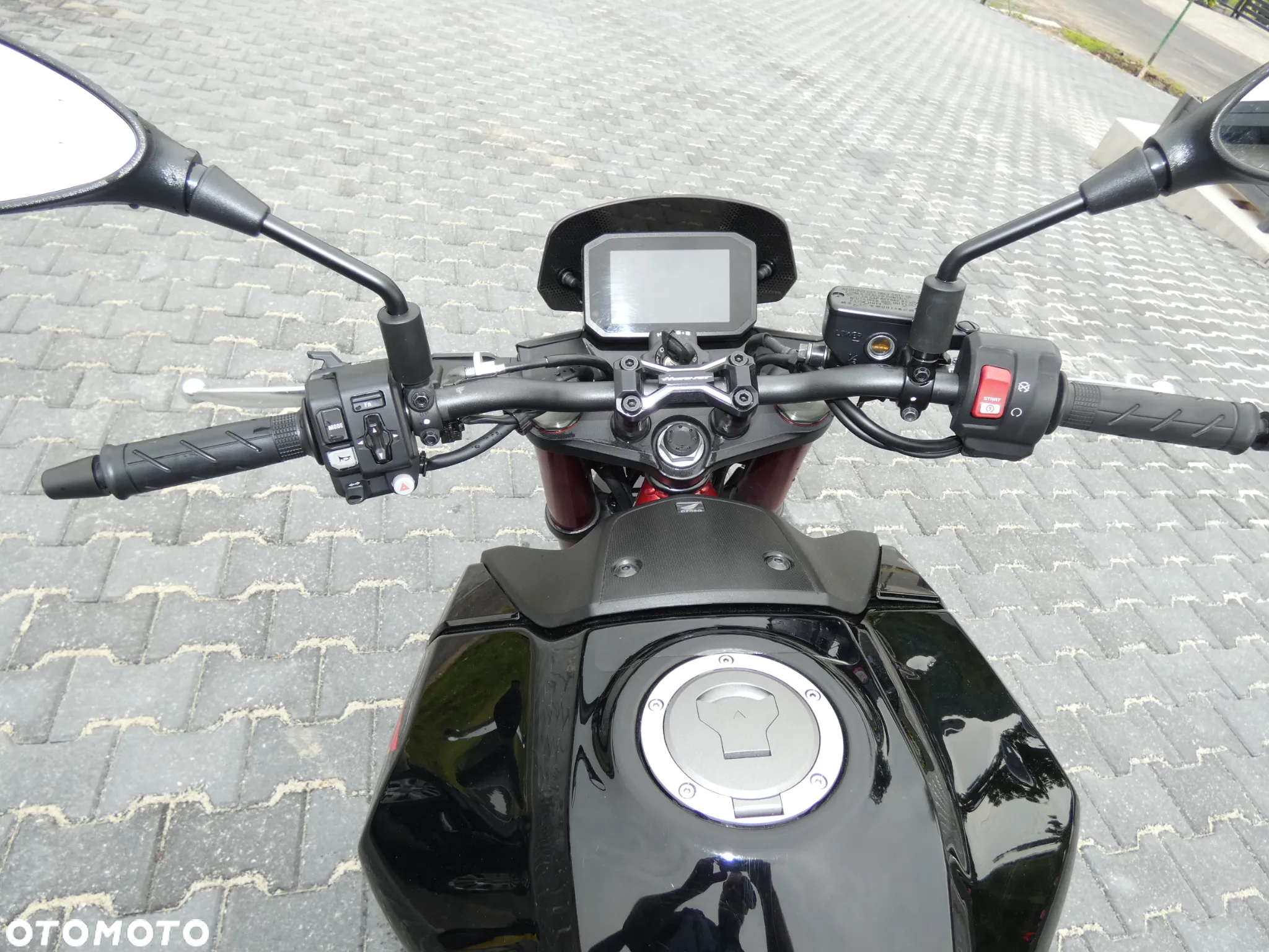 Honda Hornet - 10