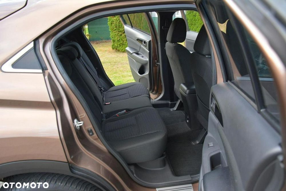 Mitsubishi Eclipse Cross - 15