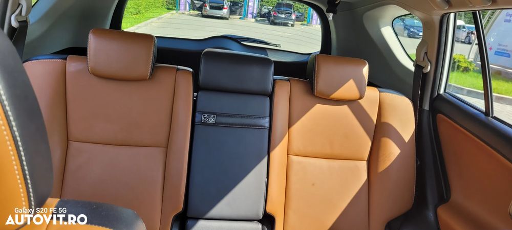 Toyota RAV4 2.5 VVT-i 4x4 Luxury - 20