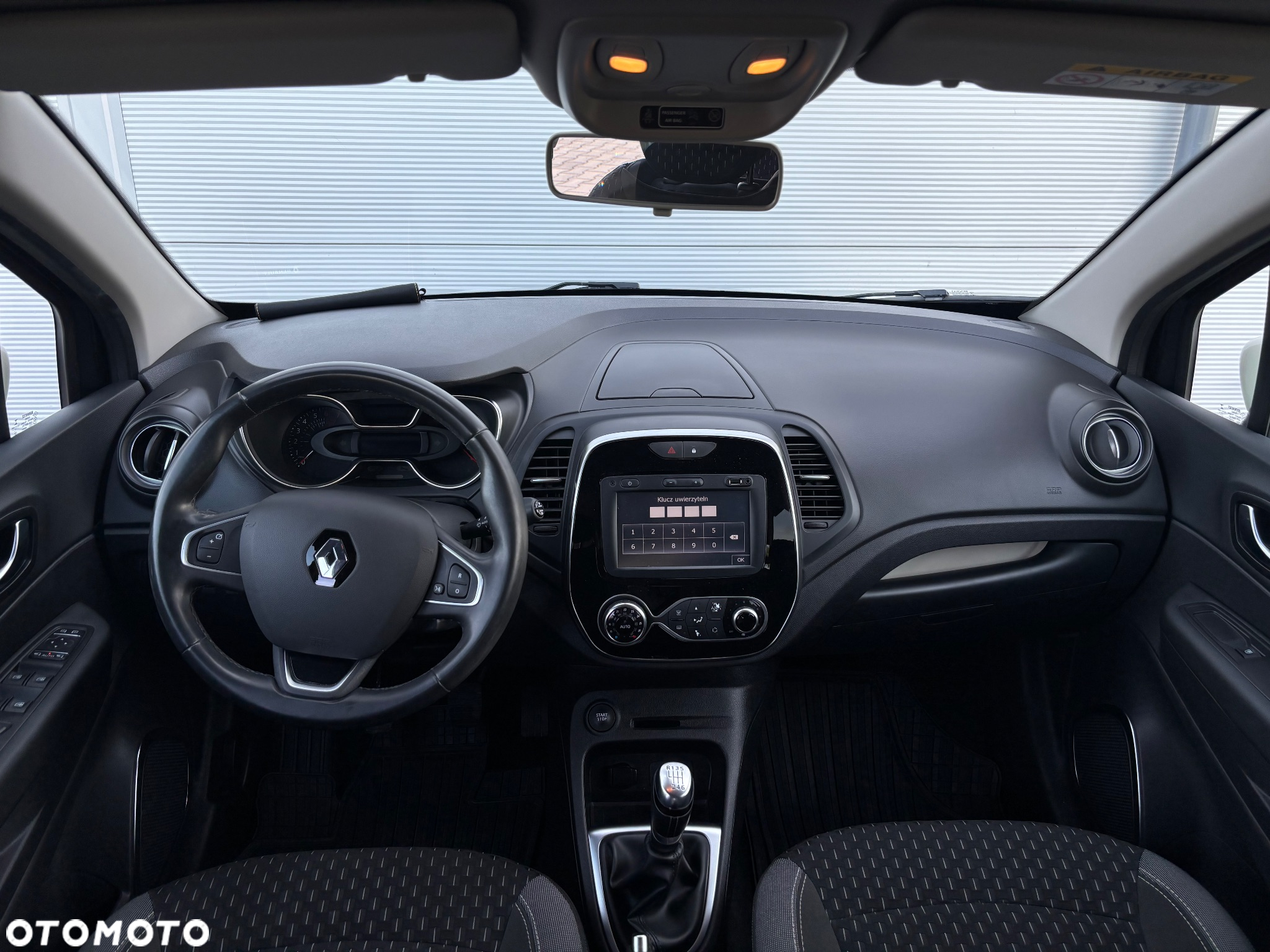 Renault Captur 1.2 Energy TCe Intens - 24