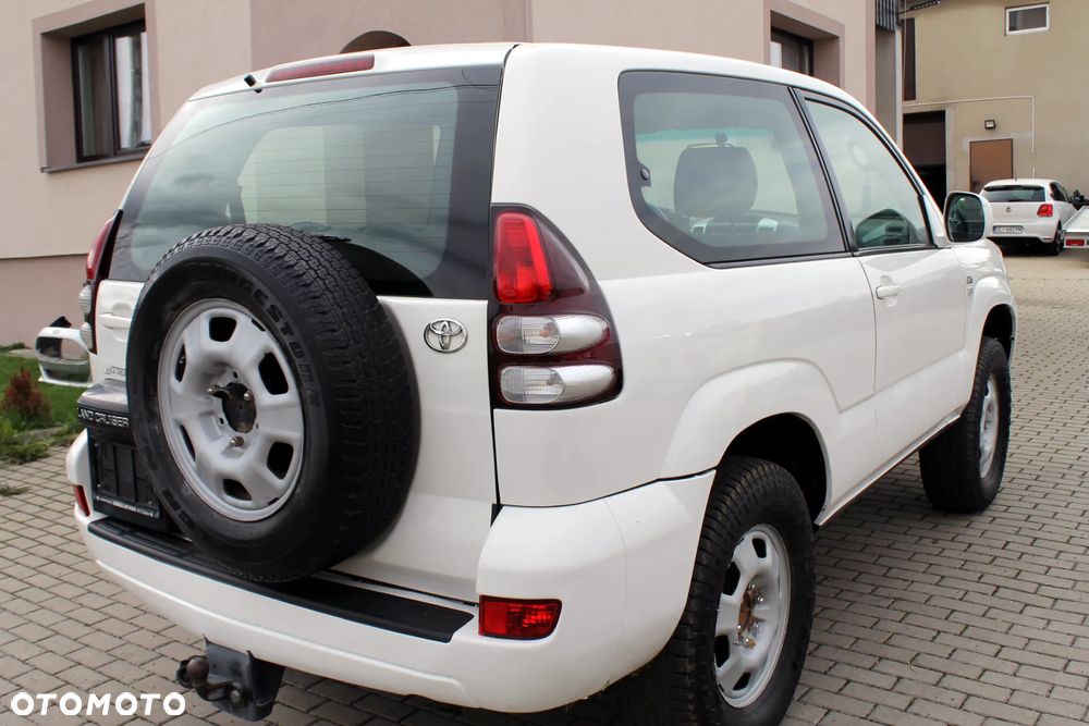Toyota Land Cruiser 3.0 D Luna Comfort - 4