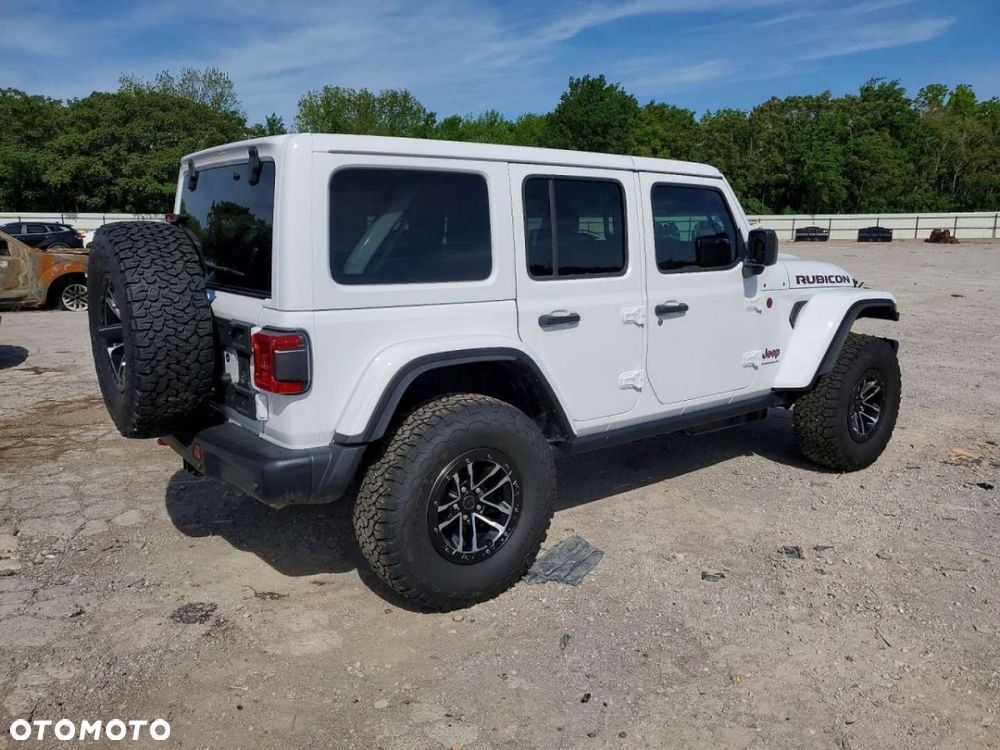 Jeep Wrangler - 3
