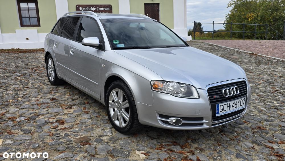 Audi A4 Avant - 1