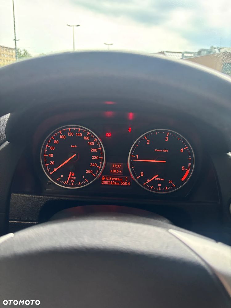 BMW X1 sDrive18d xLine - 7