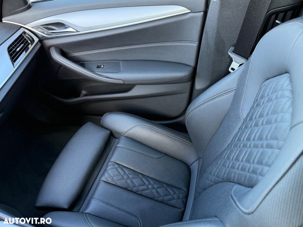 BMW Seria 5 520i AT MHEV - 8