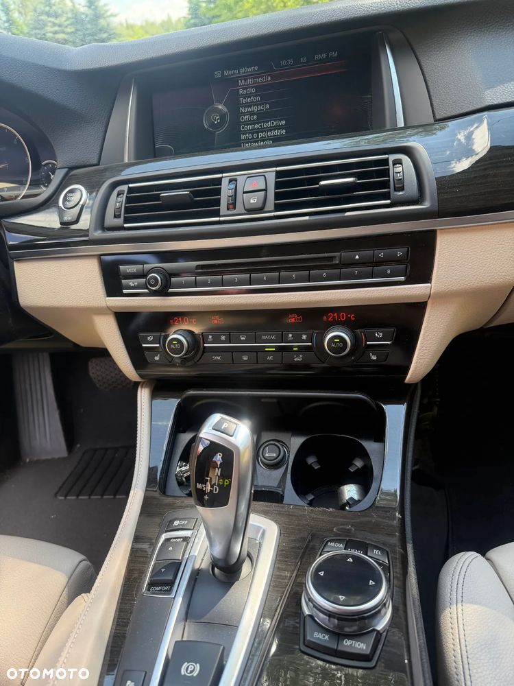 BMW Seria 5 520d Luxury Line - 15