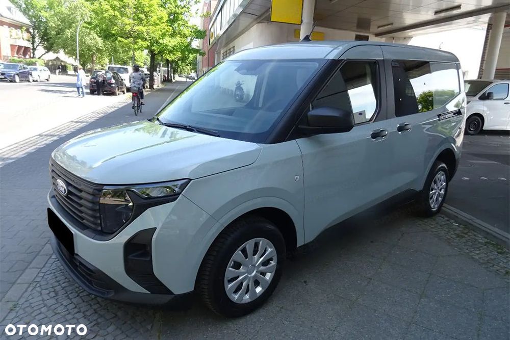 Ford Transit Courier - 5