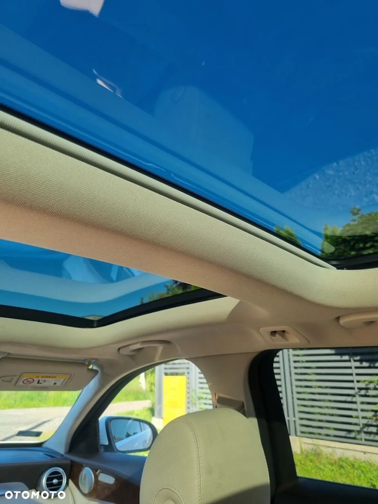 Mercedes-Benz Klasa C 200 4-Matic 7G-TRONIC - 8