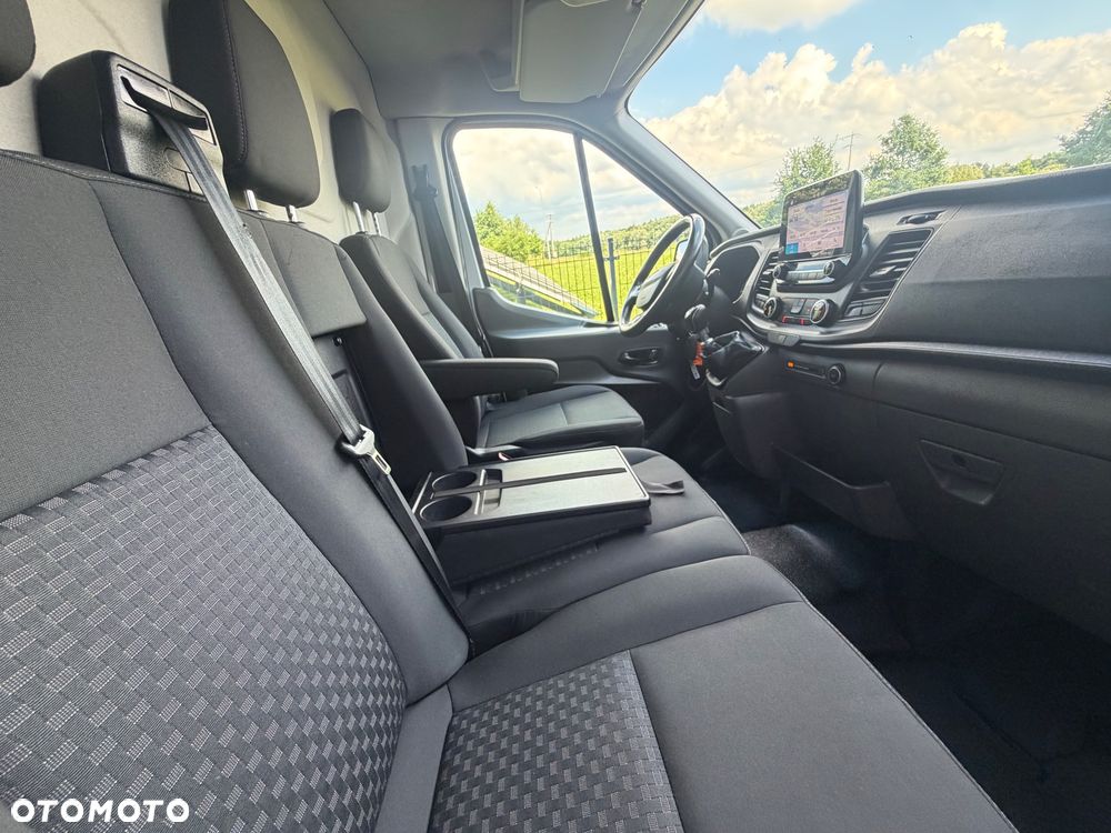 Ford Transit - 22