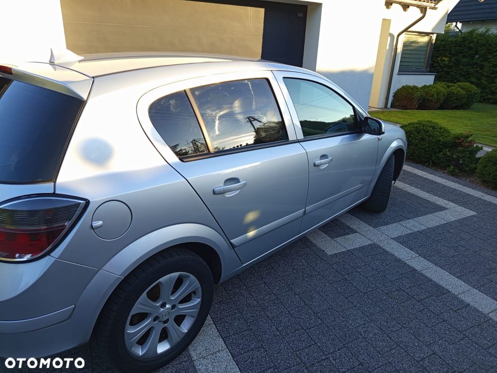 Opel Astra 1.4 Club - 10