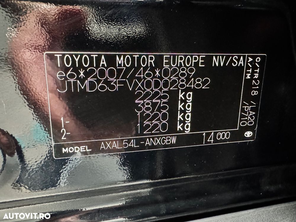 Toyota RAV4 2.5 4x4 Lounge - 26