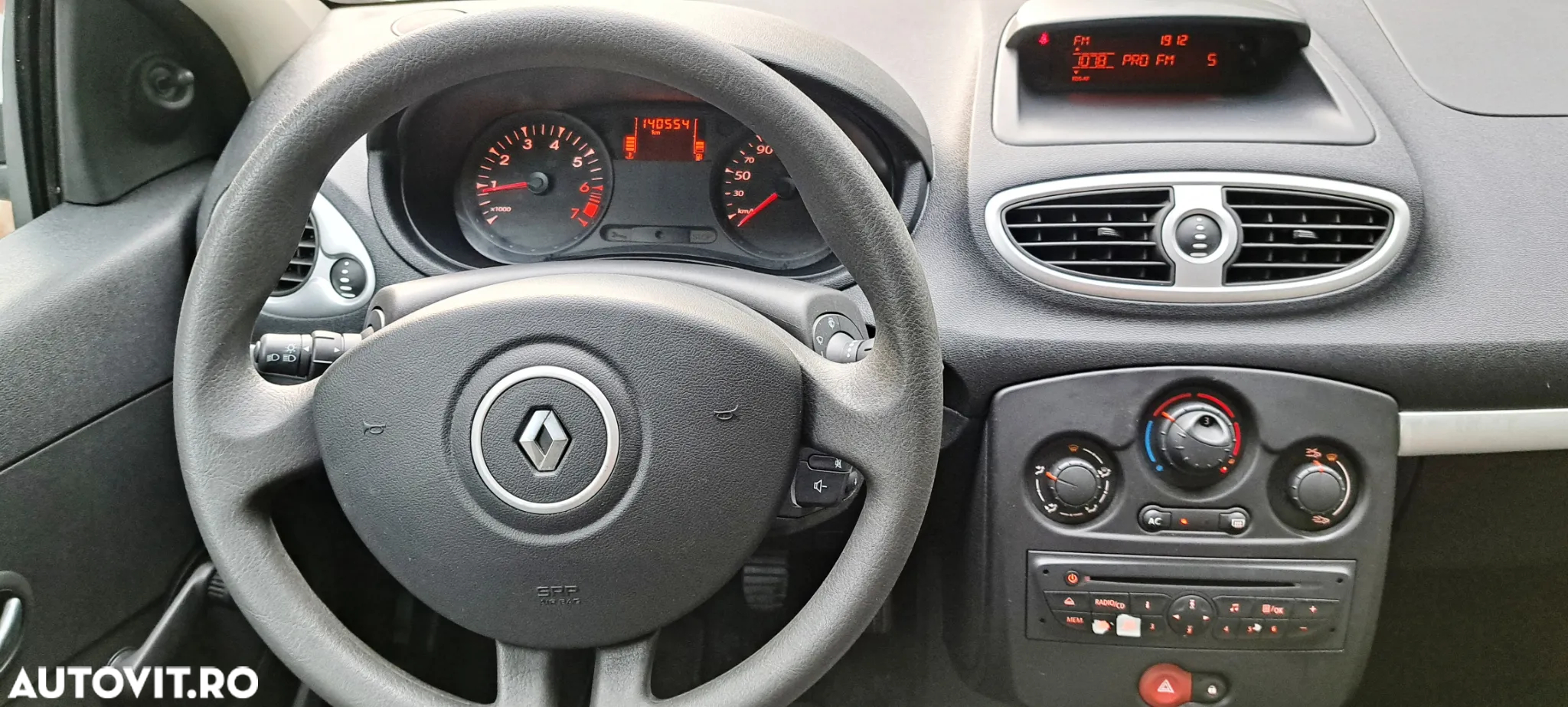 Renault Clio 1.2 16V 75 Collection - 5