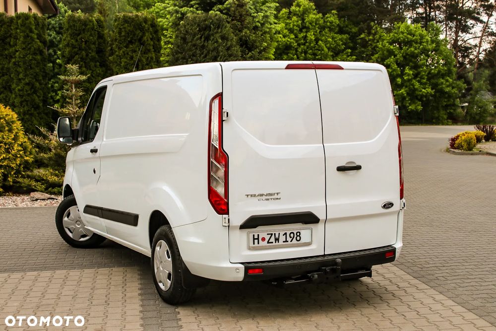Ford Transit Custom - 8