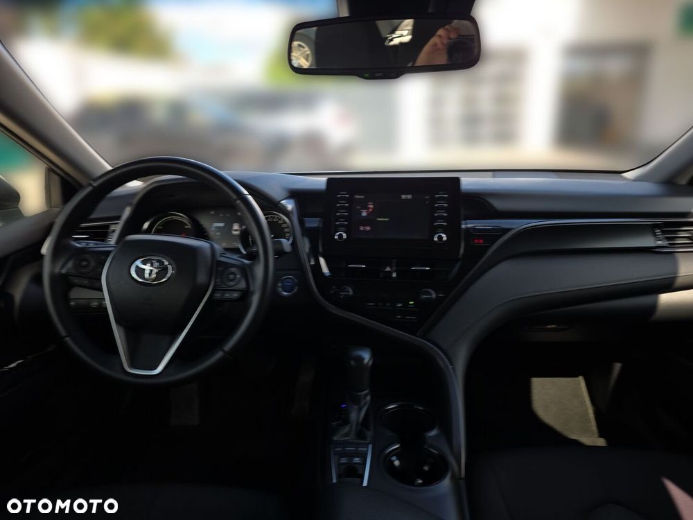 Toyota Camry 2.5 Hybrid Comfort CVT - 11
