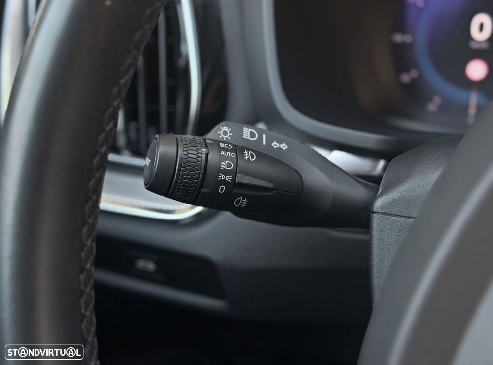 Volvo V60 2.0 B4 Core Auto - 13