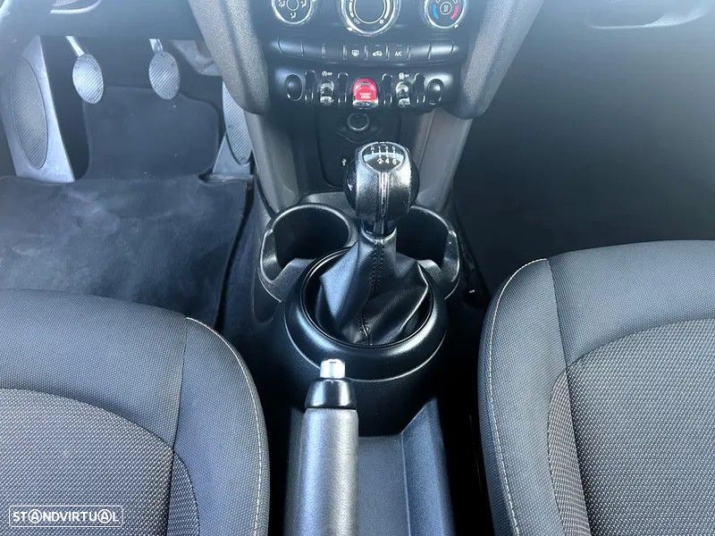 MINI 5 Portas One D - 20