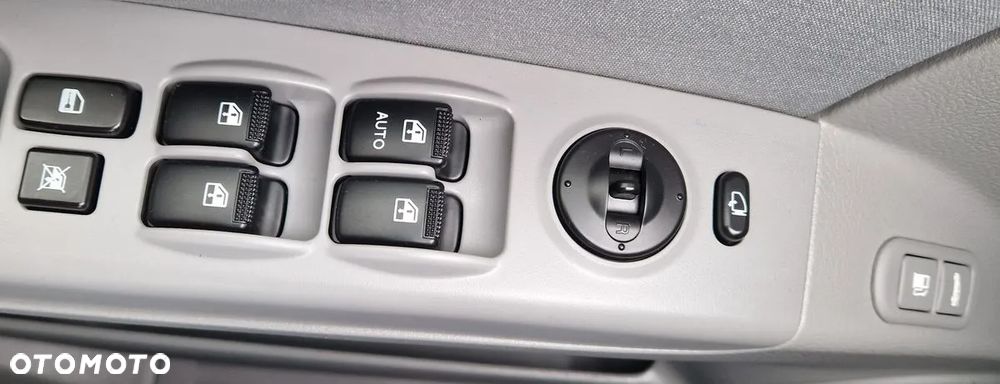 Kia Sorento 2.5 CRDi VGT LX - 13