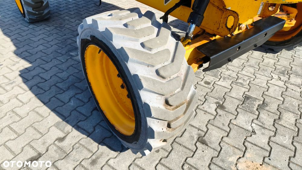 JLG M 600 JP - 25