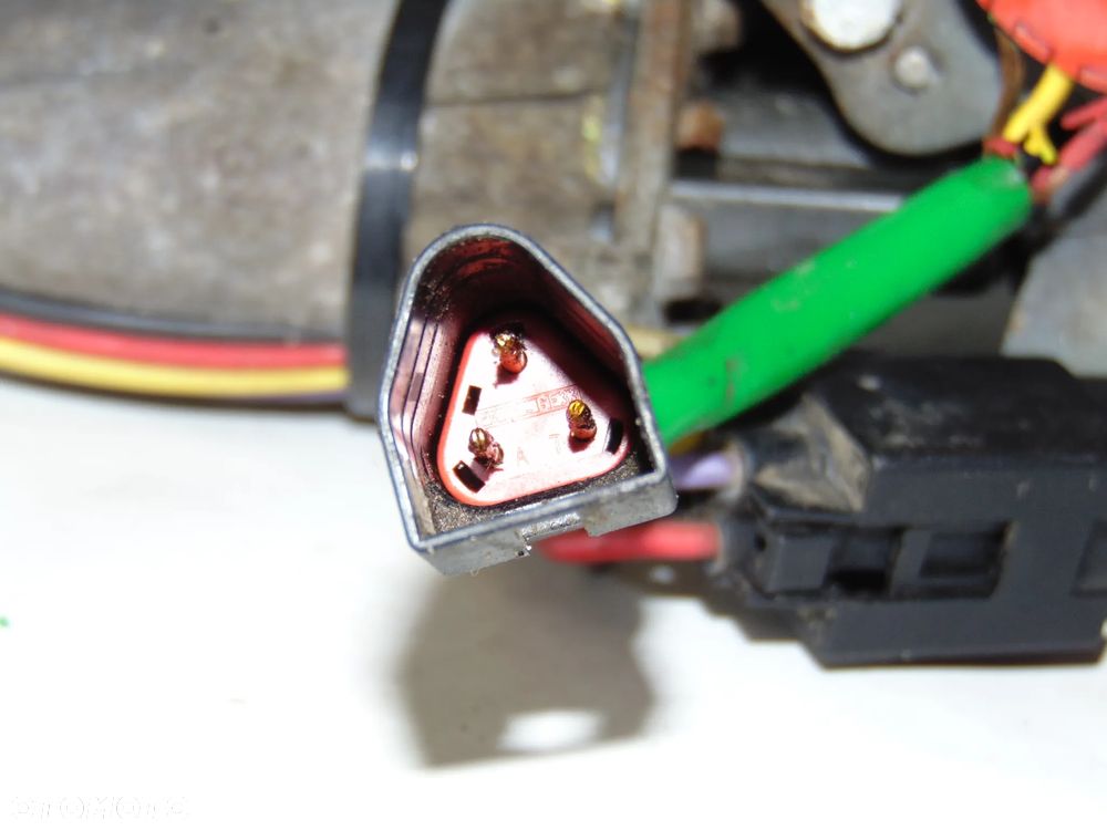 Przepustnica silniczek krokowy czujnik przepustnicy potencjometr Ford Fiesta MK3 III 89-96r - 17