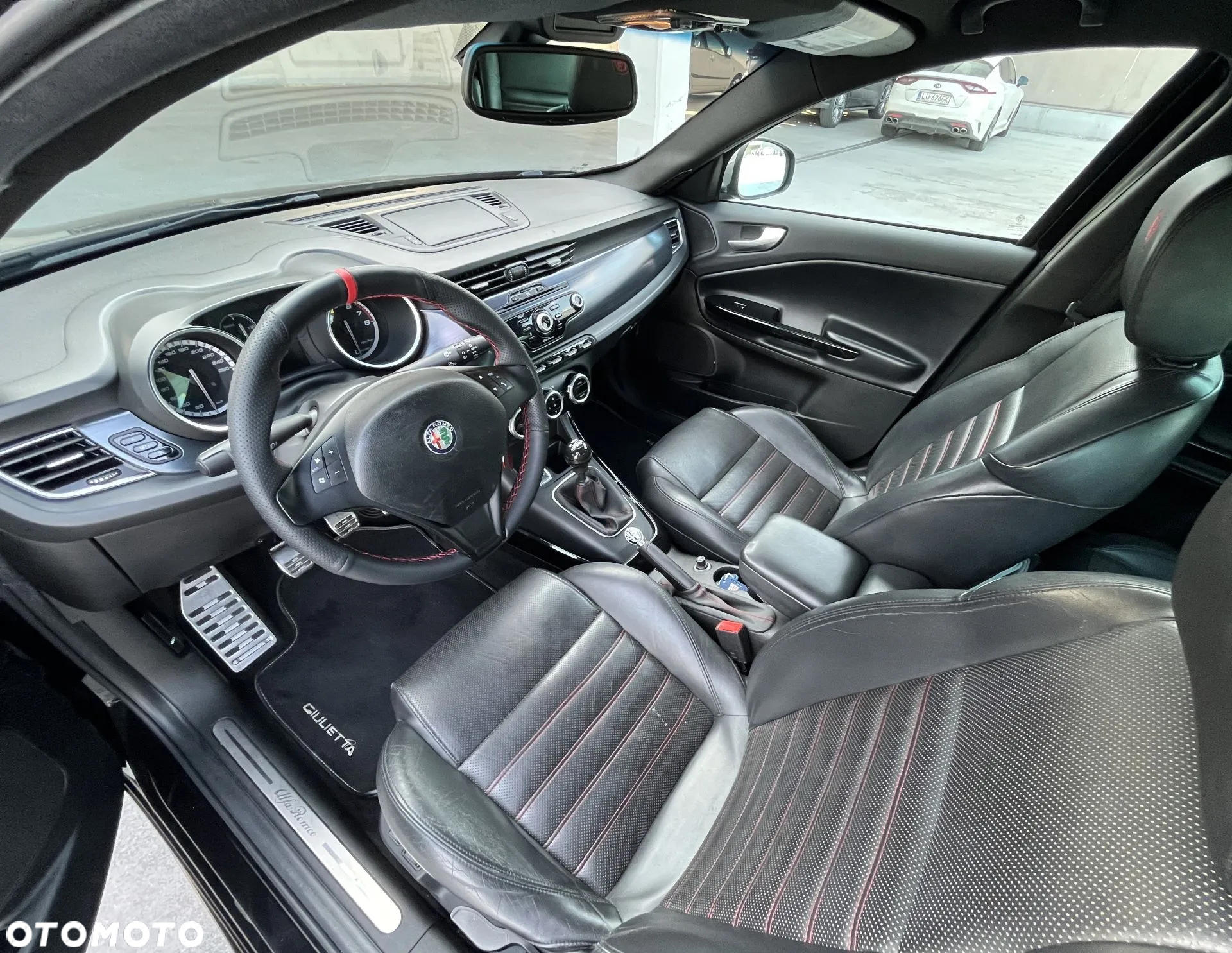 Alfa Romeo Giulietta 1750 TBi Quadrifoglio Verde - 13