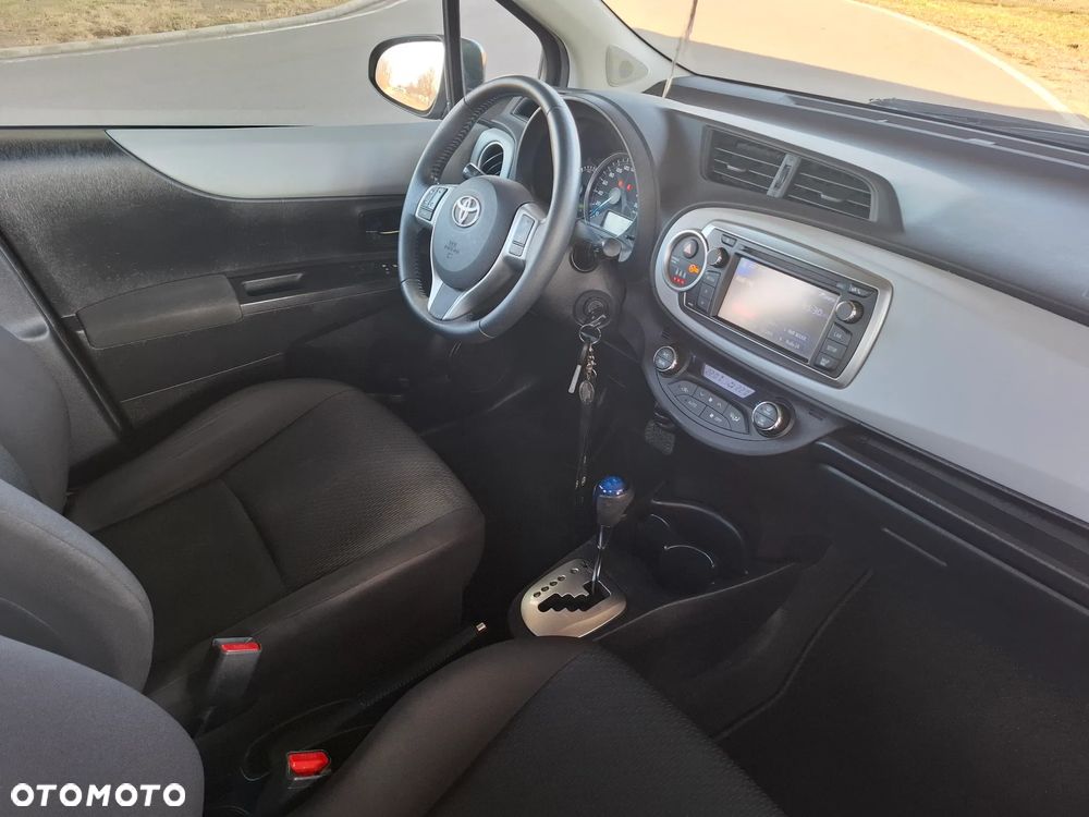 Toyota Yaris 1.5 VVT-i Life - 27