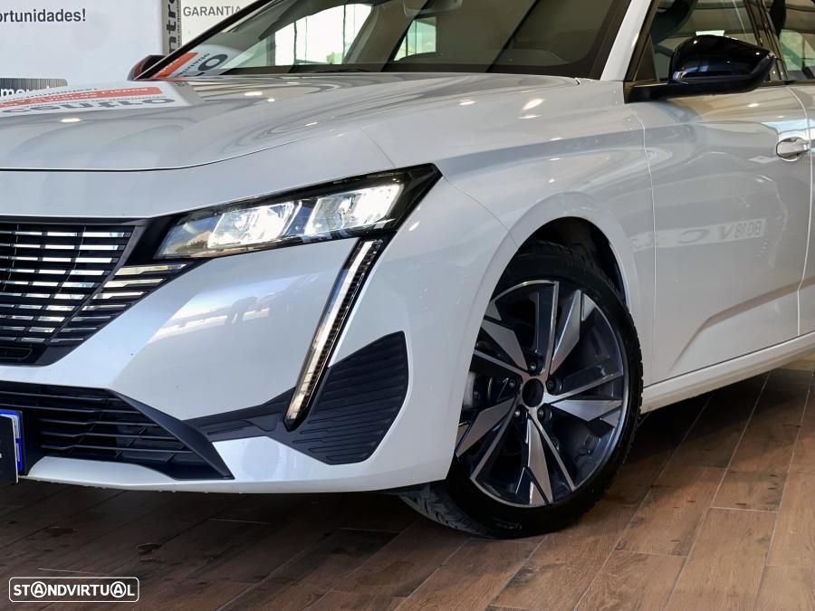 Peugeot 308 1.2 PureTech Allure EAT8 - 6