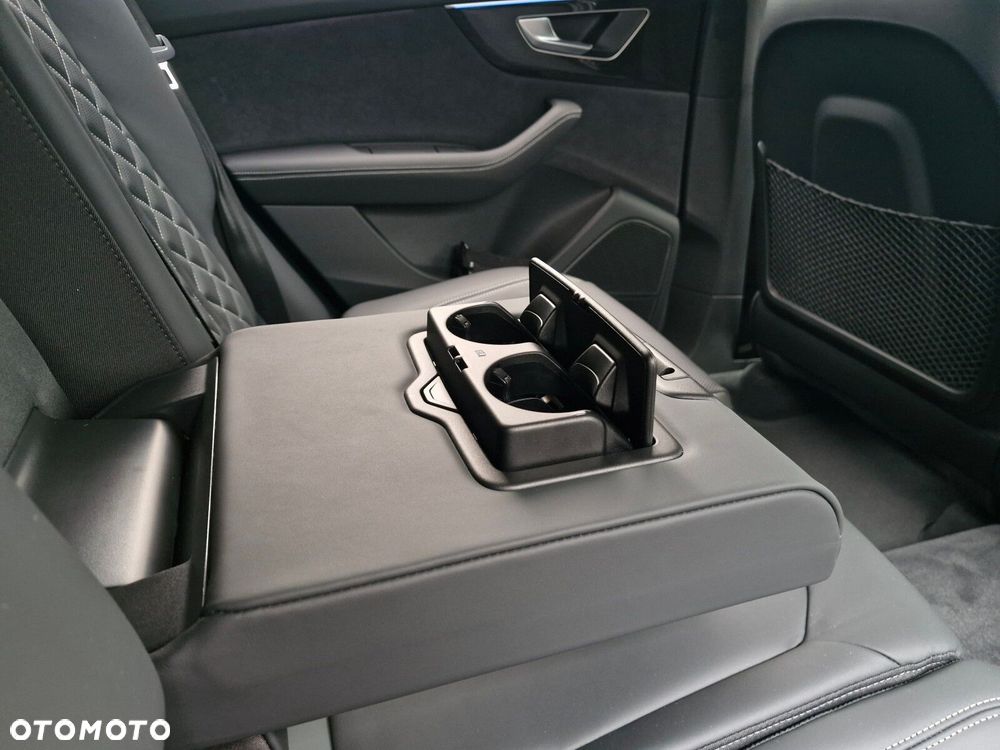Audi Q8 - 27