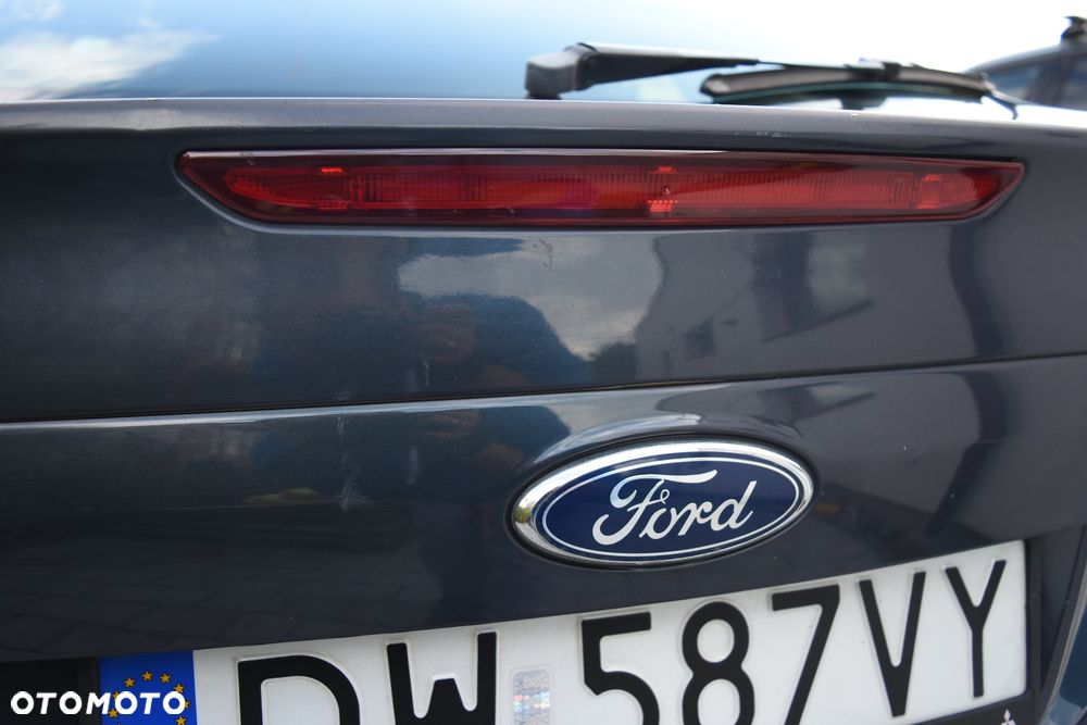 Ford Mondeo - 25
