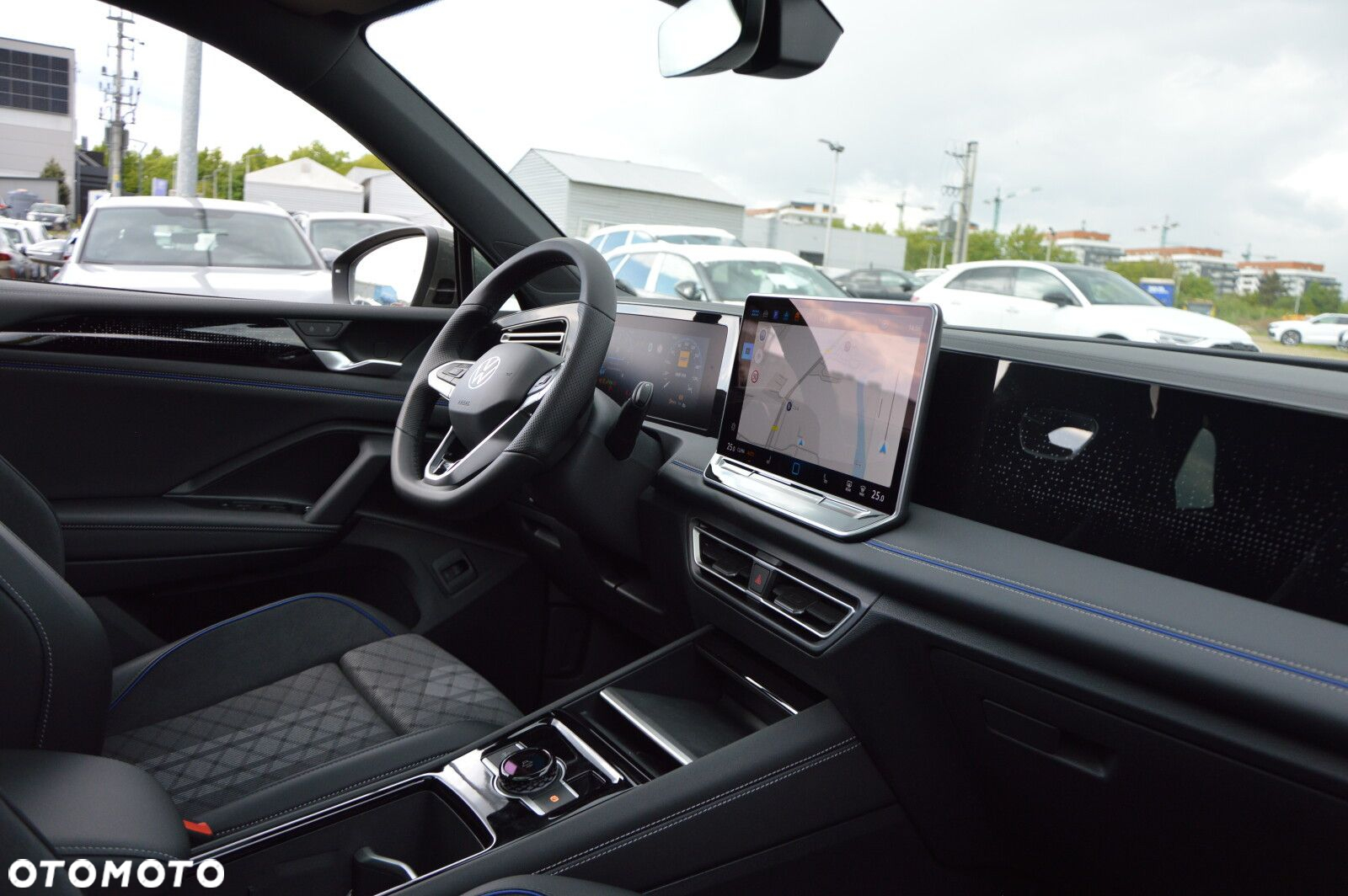 Volkswagen Tiguan - 10