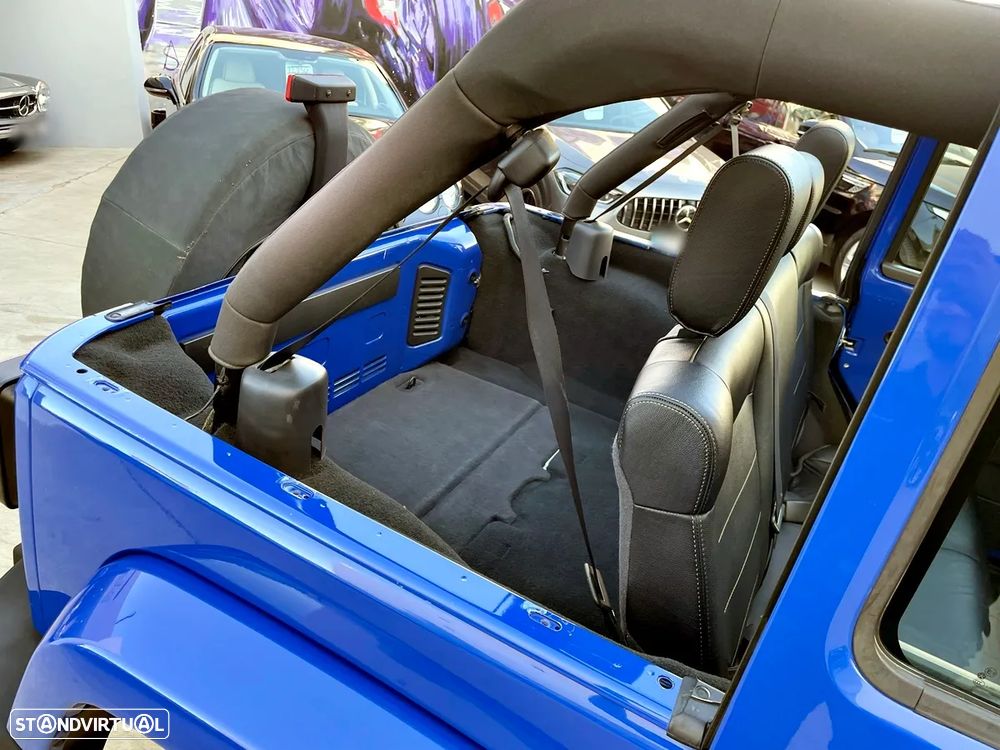 Jeep Wrangler 2.8 CRD ATX Sport - 45