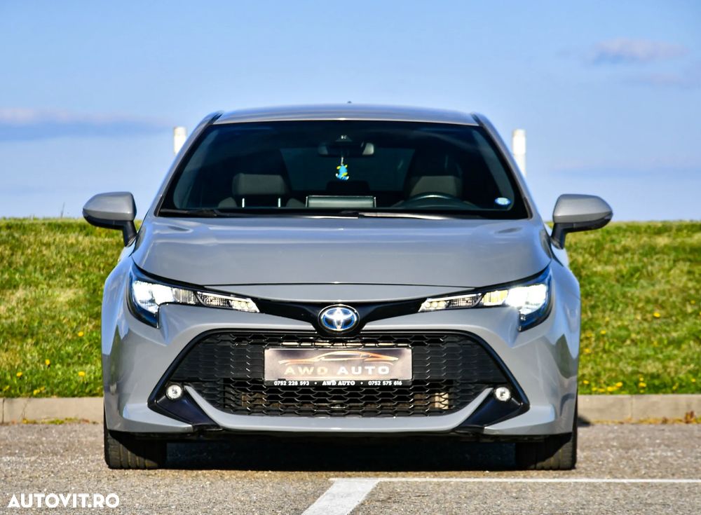 Toyota Corolla 1.8 HSD Dynamic - 17