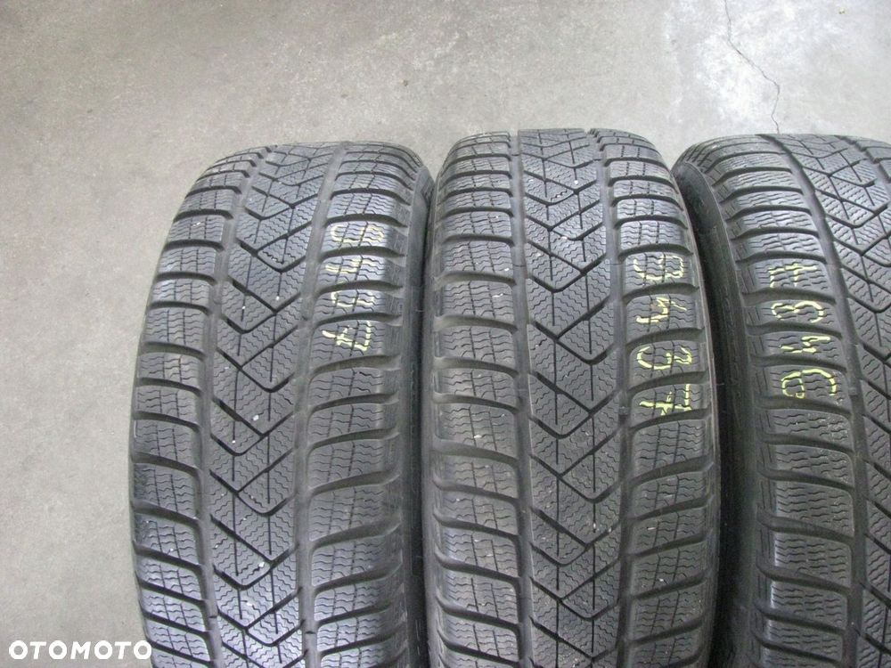 205/55R16 91H PIRELLI SOTTOZERO 3 6-6,7mm 4szt - 2