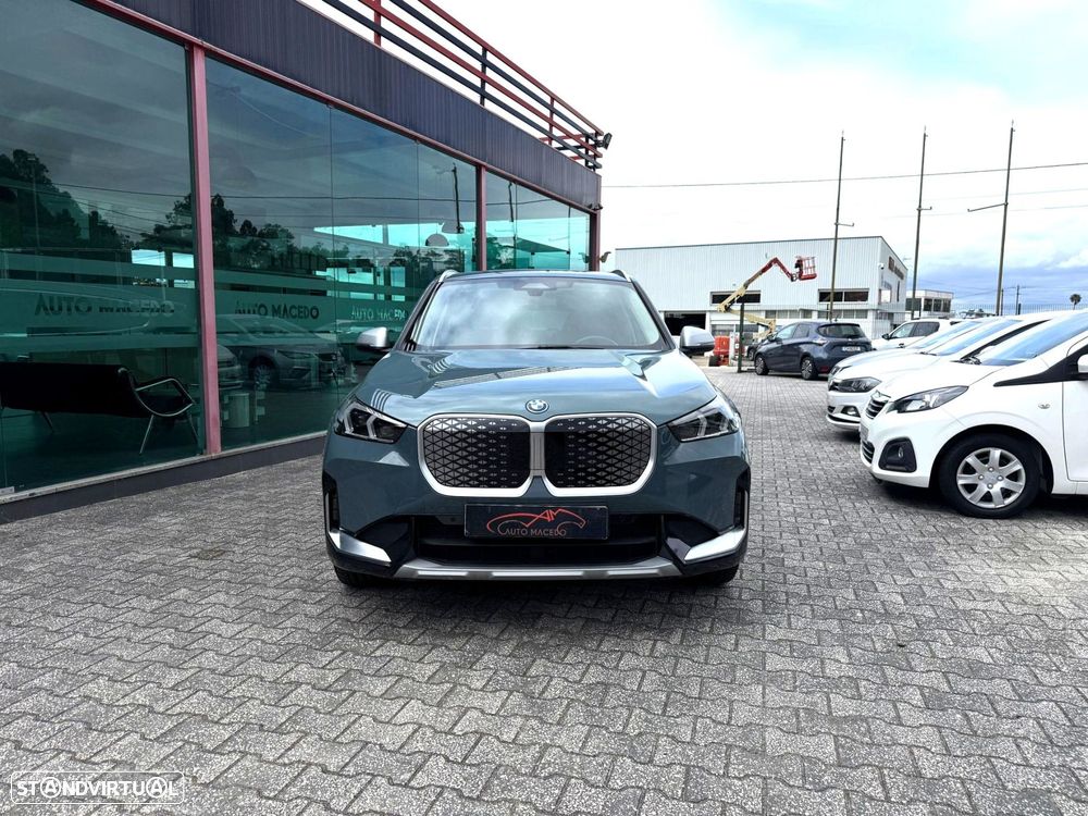 BMW iX1 xDrive30 - 5