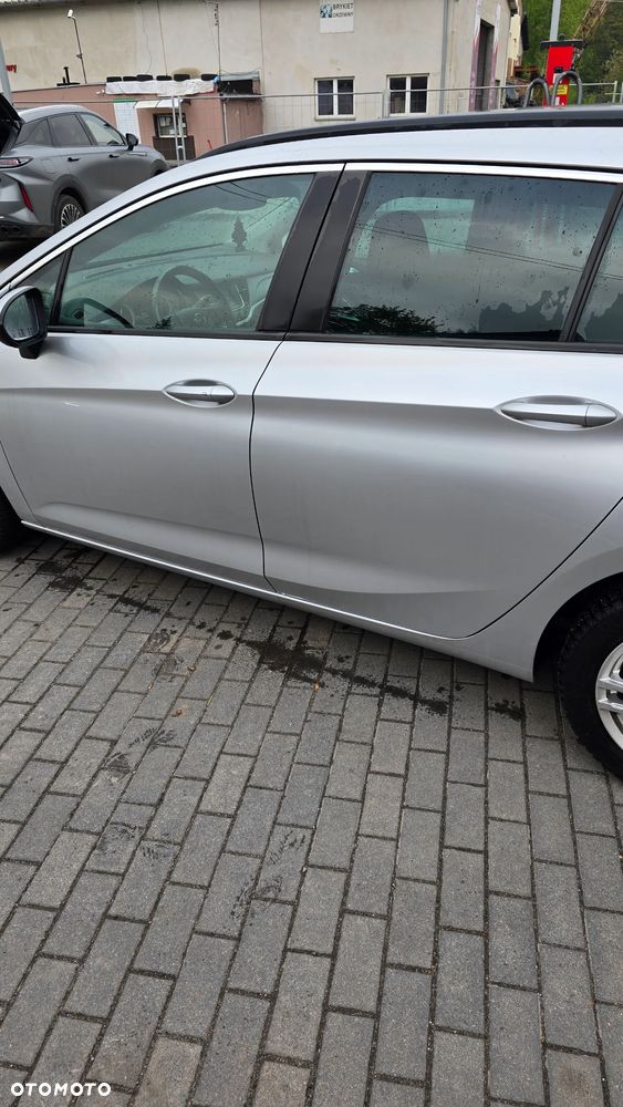 Opel Astra - 10