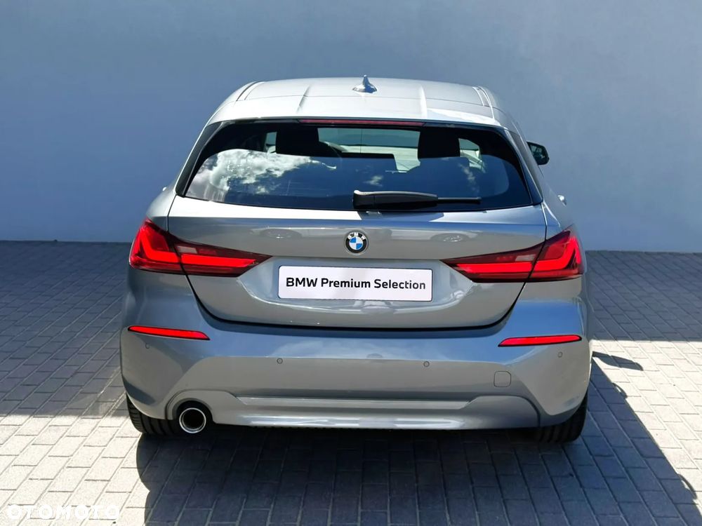 BMW Seria 1 118i - 17