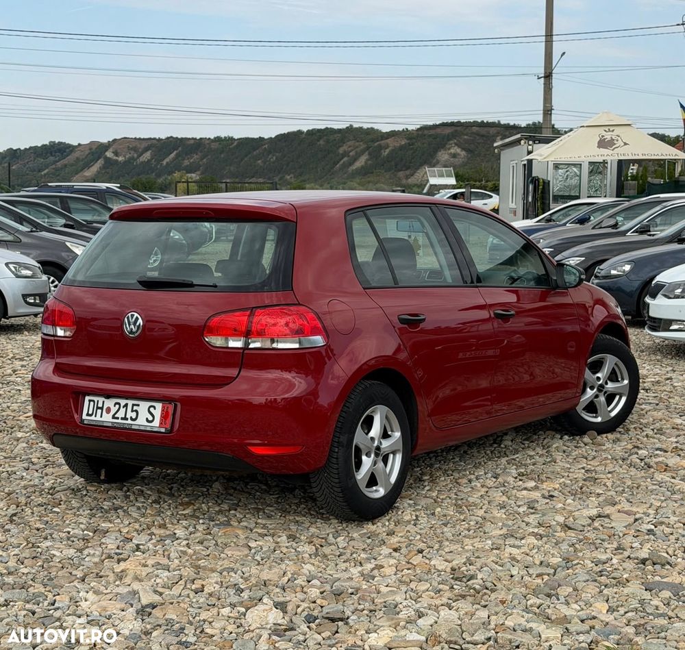 Volkswagen Golf 1.6 Edition - 12