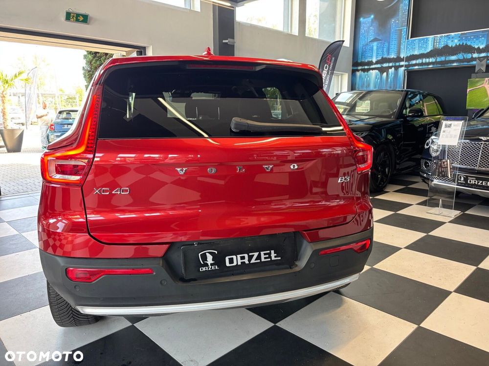 Volvo XC 40 - 4